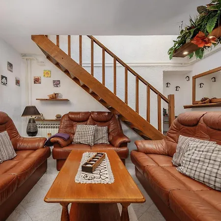 Pretty With Balcony Holiday home *